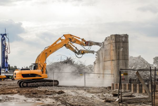 Silo Demolition in Port Orchard