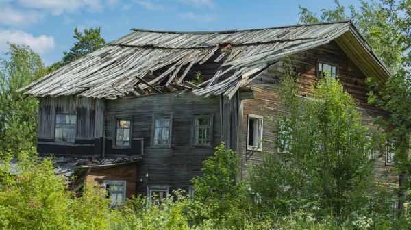 Cottage Demolition in Port Orchard